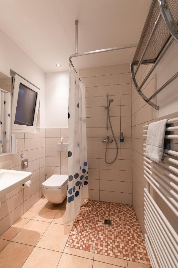 Elxleben bei Arnstadt Pension-Cafe-Libelle מראה חיצוני תמונה